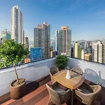 Hollywood Hill Serviced Apartment